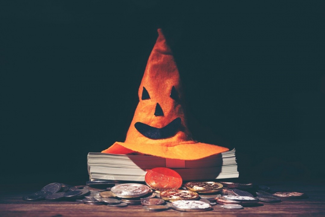 9 Fast Ways to Make Money for Halloween